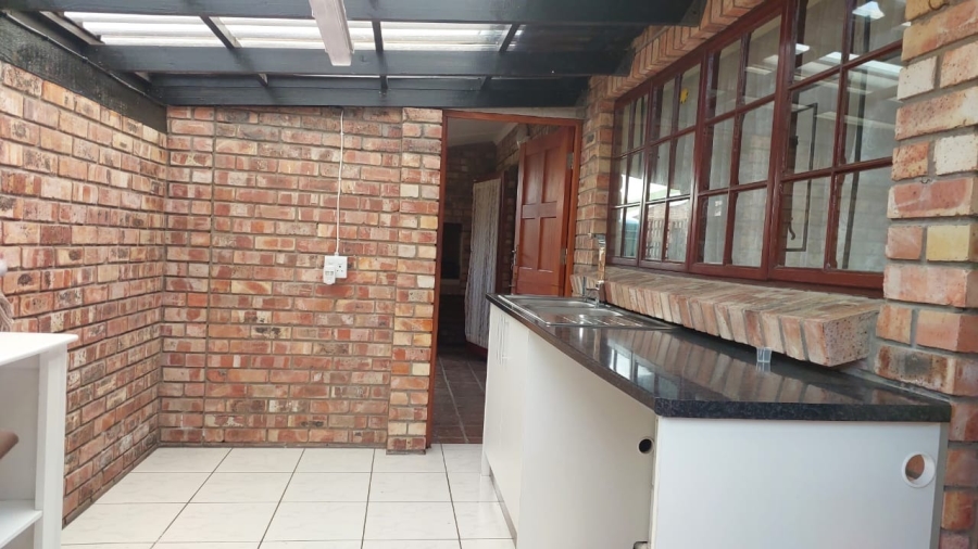 3 Bedroom Property for Sale in Gonubie North Eastern Cape